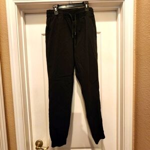 Tilly's Black RSQ Men's Active Jogger pants with Elastic Waist and Cuffs Size S